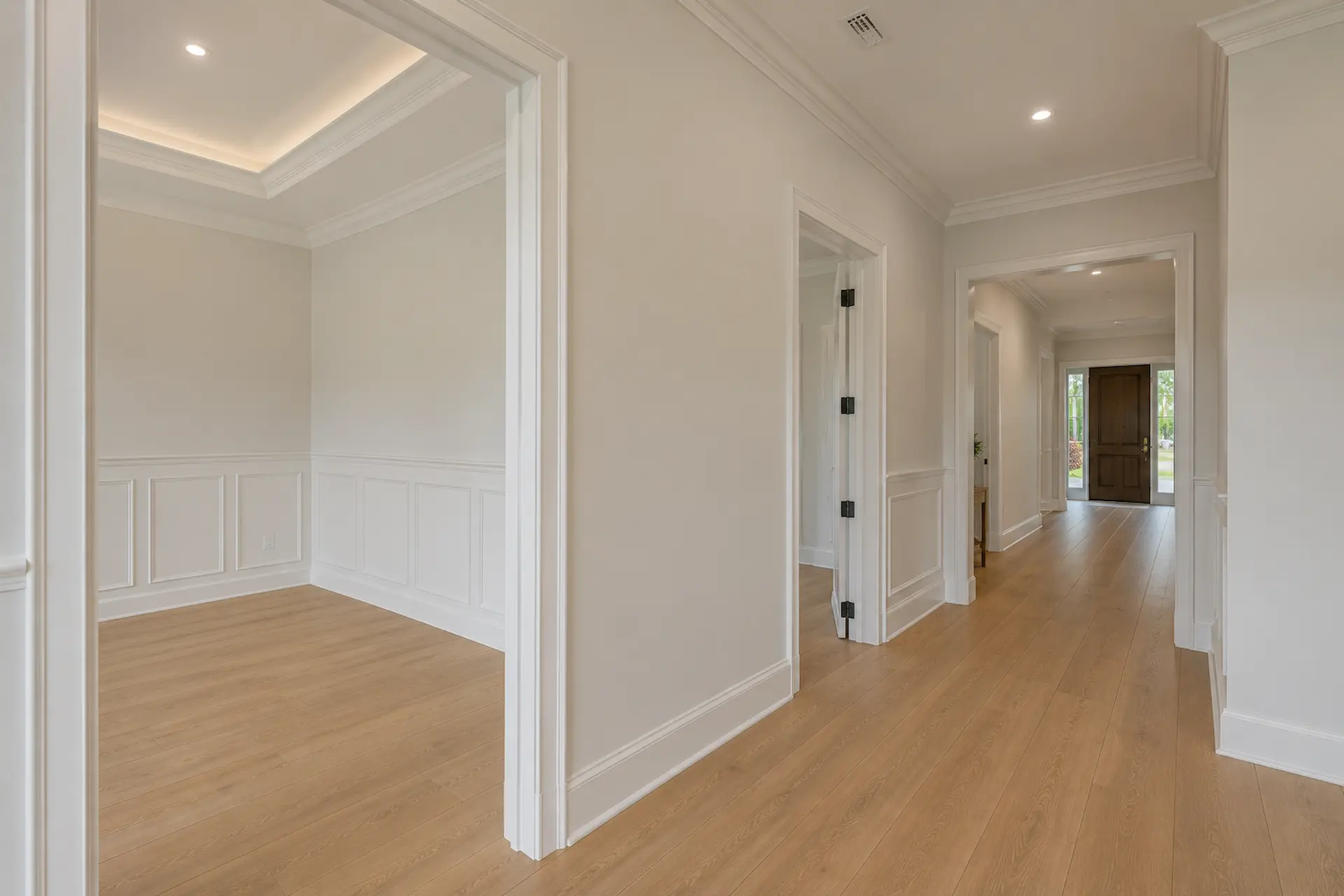 Trim Carpentry in Sarasota, Bradenton and Lakewood Ranch